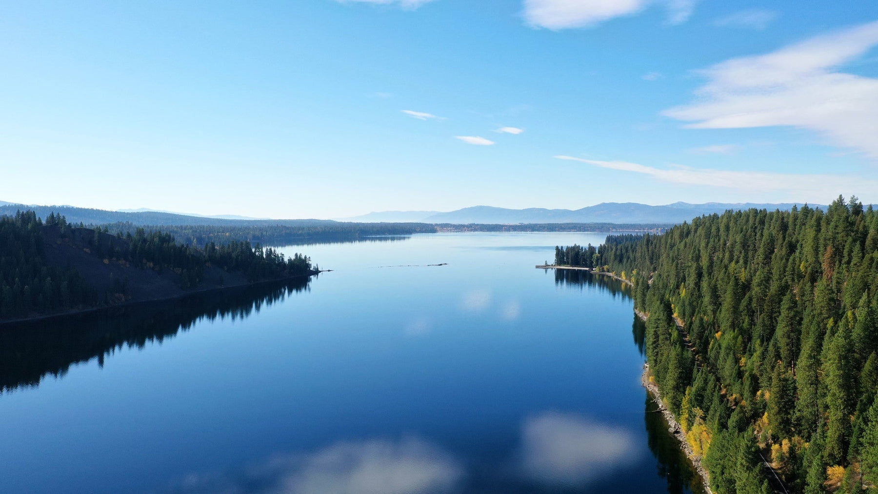 Boating in Idaho: A Guide to Exploring the Gem State's Lakes and Rivers - ORCA Retail US
