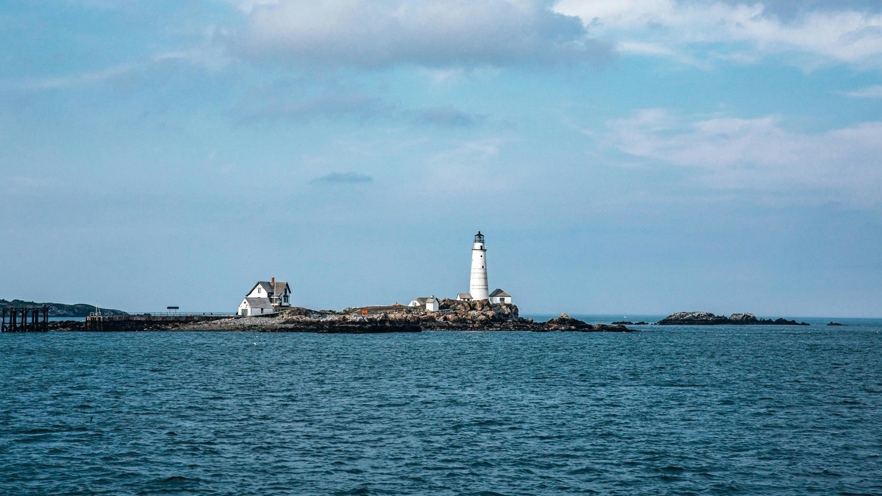 Boating in Massachusetts: A Guide to Navigating New England’s Historic Coastline - ORCA Retail US