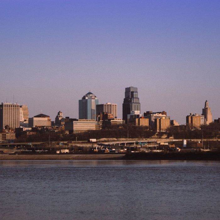 Boating in Missouri: A Guide to Exploring the Show-Me State's Lakes and Rivers - ORCA Retail US