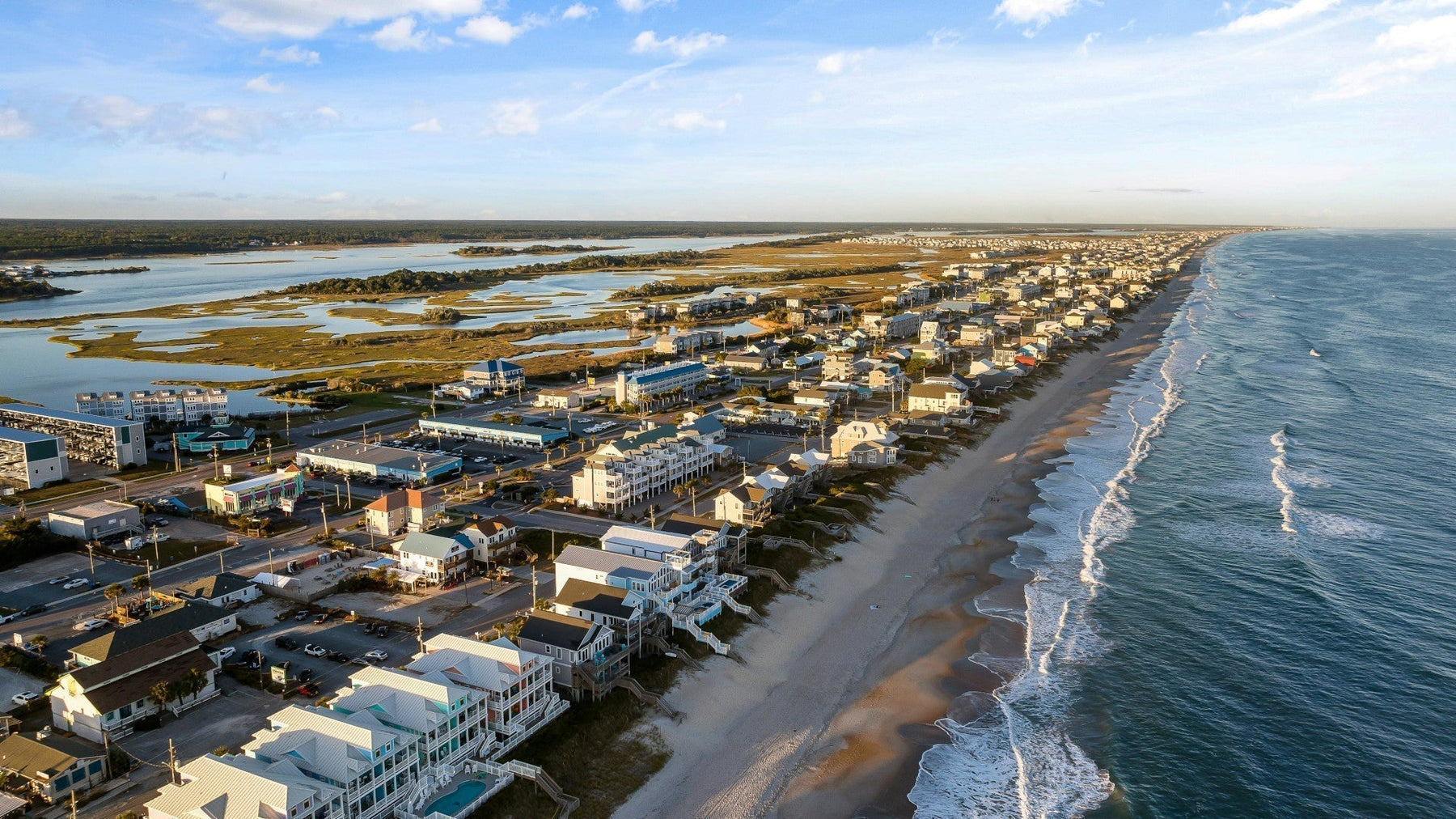 Boating in North Carolina: A Guide to Navigating the Tar Heel State’s Coast - ORCA Retail US