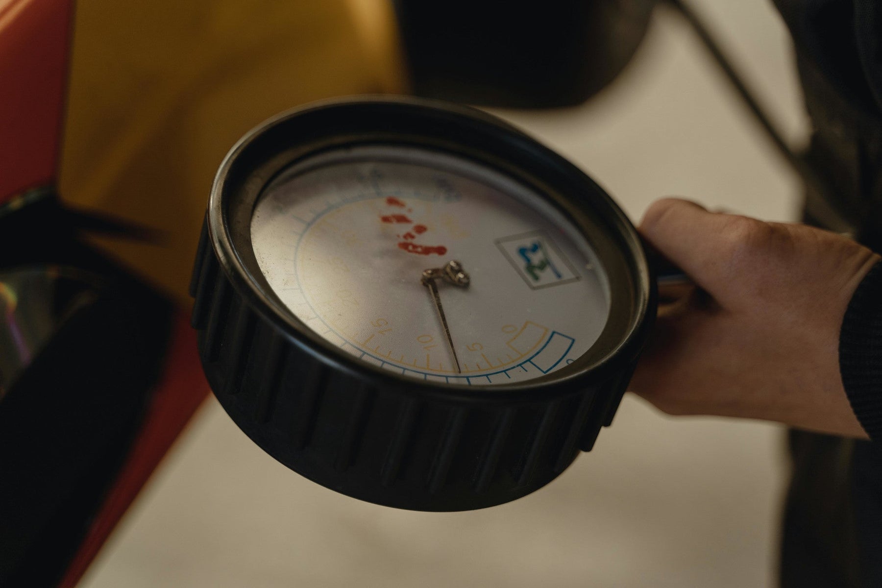 How to Properly Inflate a Rigid Inflatable Boat (RIB): PSI, Temperature &amp; Best Practices - ORCA Retail US